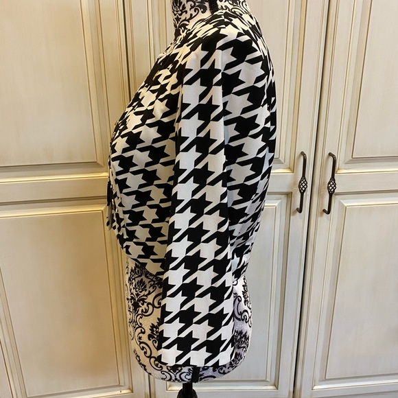 Dressbarn Size 10 Houndstooth Cropped 3/4 Sleeve Open Jacket with Gold Buttons - Picture 4 of 13